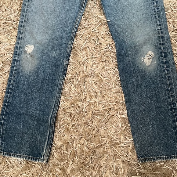 Vintage Levi’s 501 straight leg button fly - Picture 6 of 12